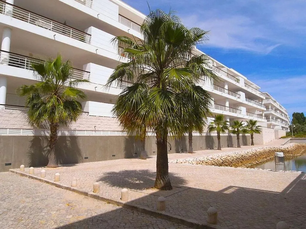 Holiday Apartment With 1 Bedroom Lagos