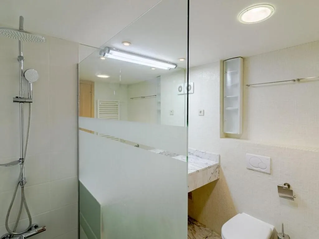 Holiday Apartment With 1 Bedroom Lagos 0*,